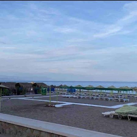 Newly Refurbished Modern 2-Bed Apartment In Heart Of Torremolinos Luaran gambar