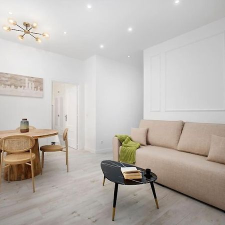 Newly Refurbished Modern 2-Bed Apartment In Heart Of Torremolinos Luaran gambar