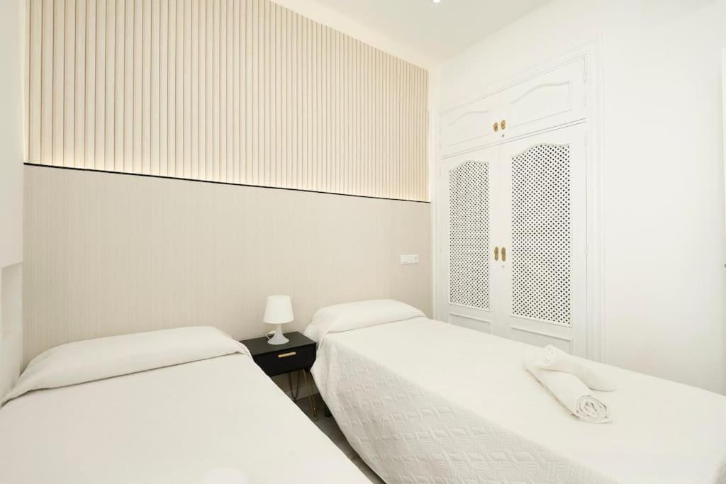 Newly Refurbished Modern 2-Bed Apartment In Heart Of Torremolinos Luaran gambar