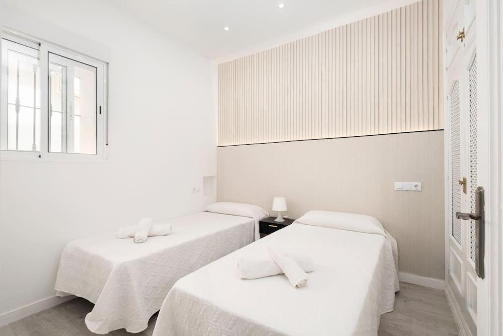 Newly Refurbished Modern 2-Bed Apartment In Heart Of Torremolinos Luaran gambar