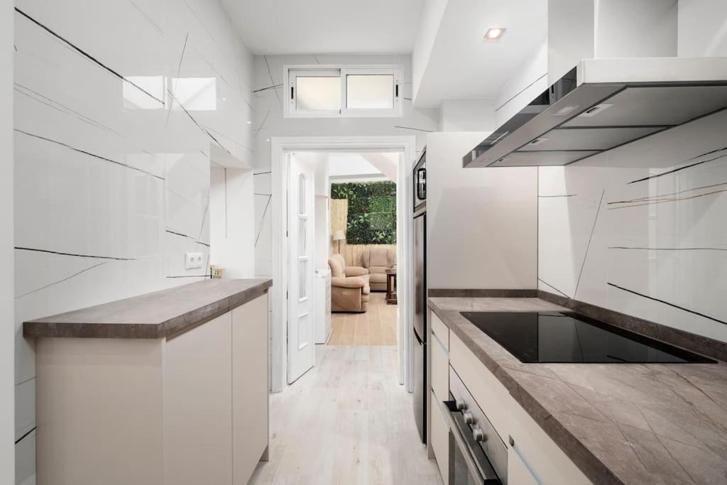 Newly Refurbished Modern 2-Bed Apartment In Heart Of Torremolinos Luaran gambar